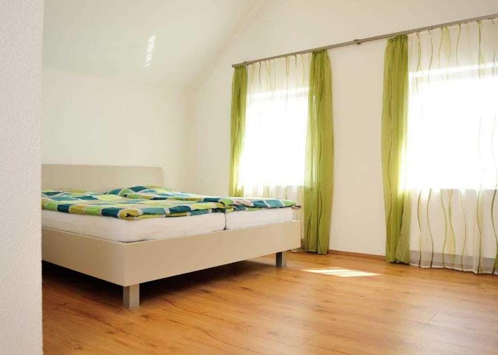 Weingut Edling Apartment Rossdorf  Екстериор снимка