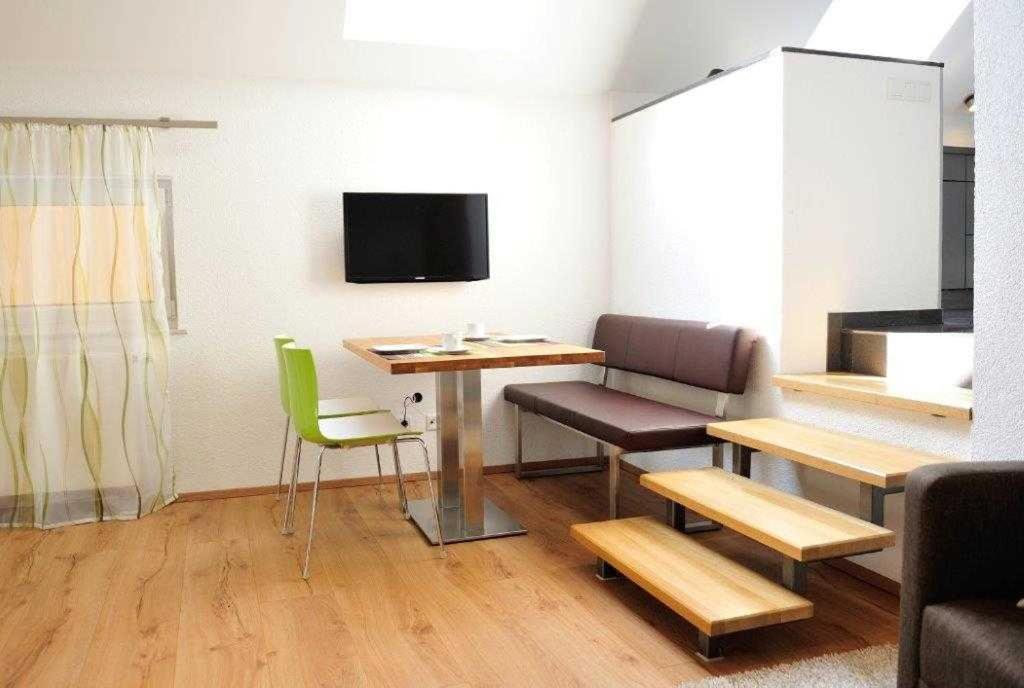 Weingut Edling Apartment Rossdorf  Екстериор снимка